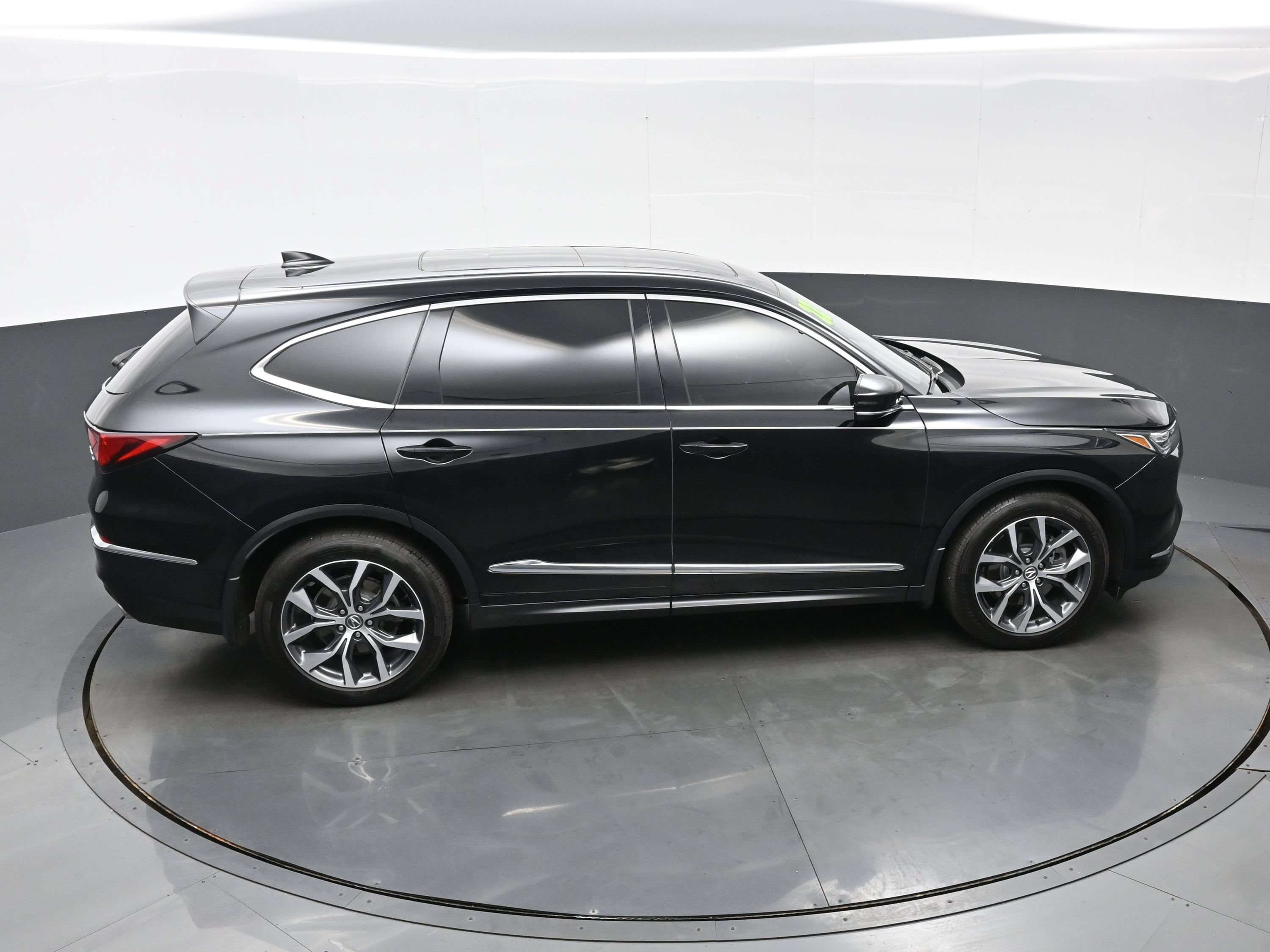 Used 2022 Acura MDX w/ Technology Package FWD image 38