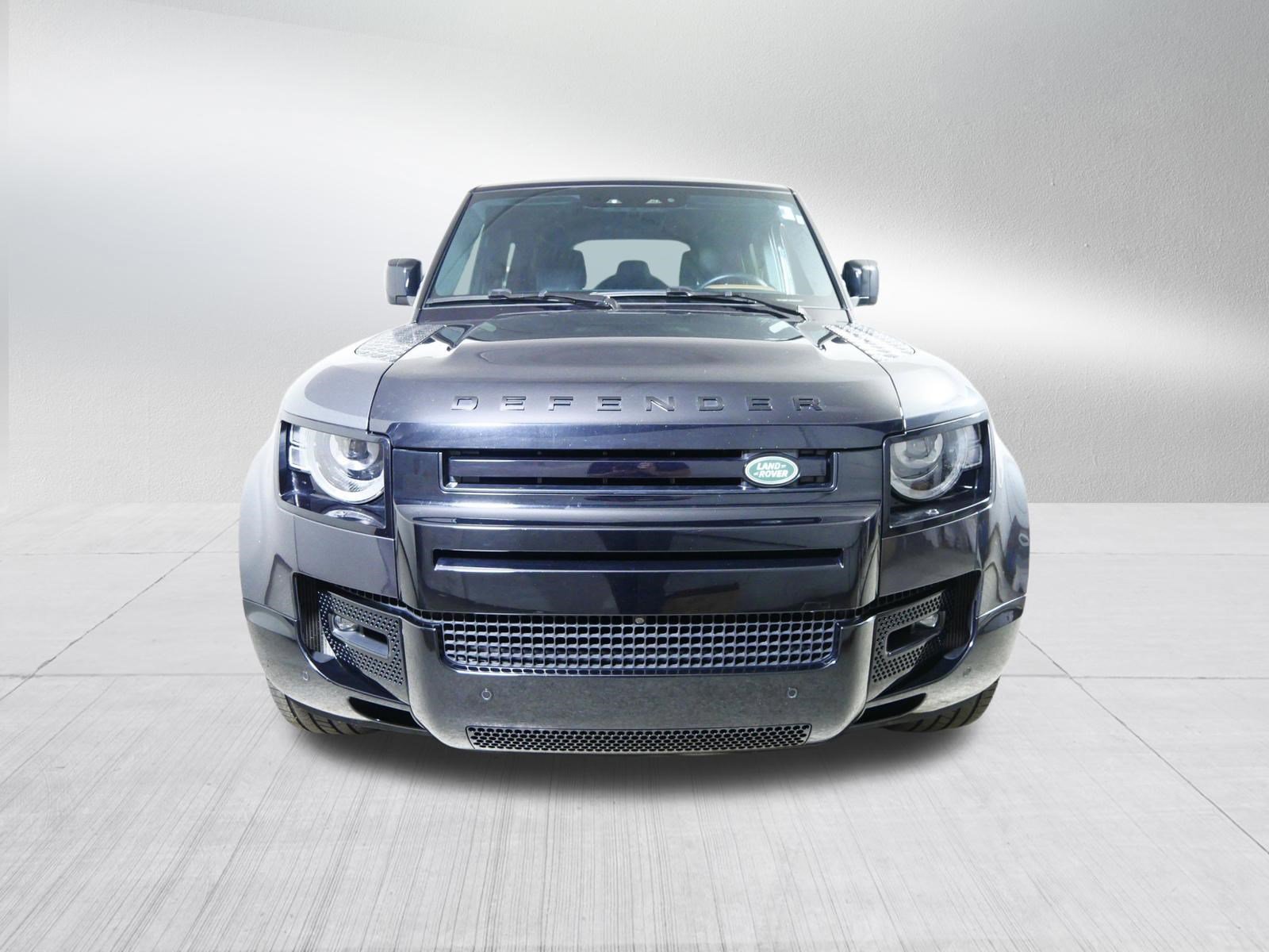 Used 2024 Land Rover Defender 110 X image 2