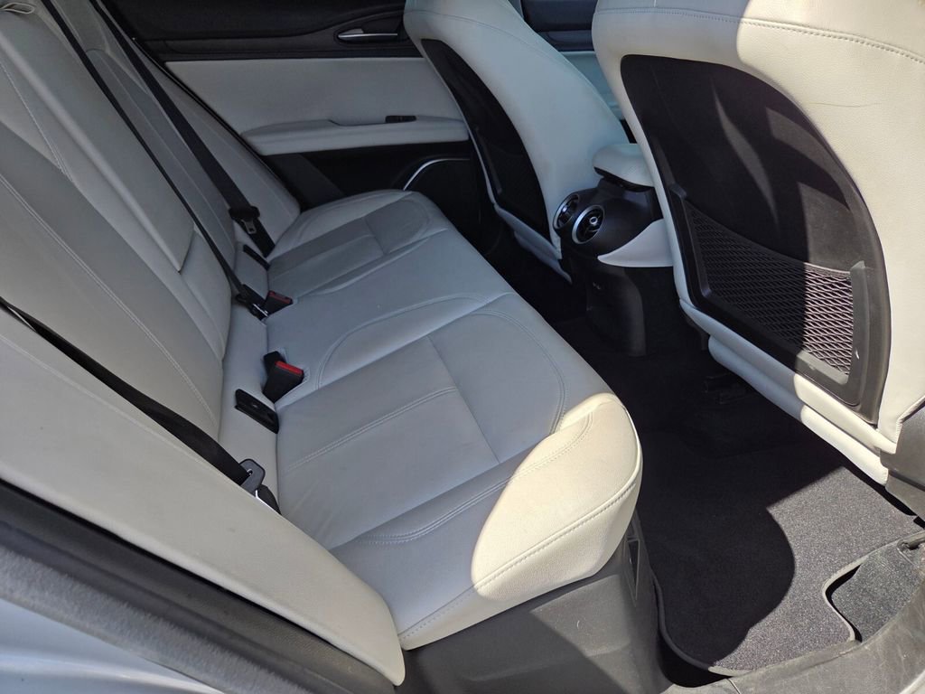 Used 2020 Alfa Romeo Stelvio Ti w/ Active Blind Spot Package image 15