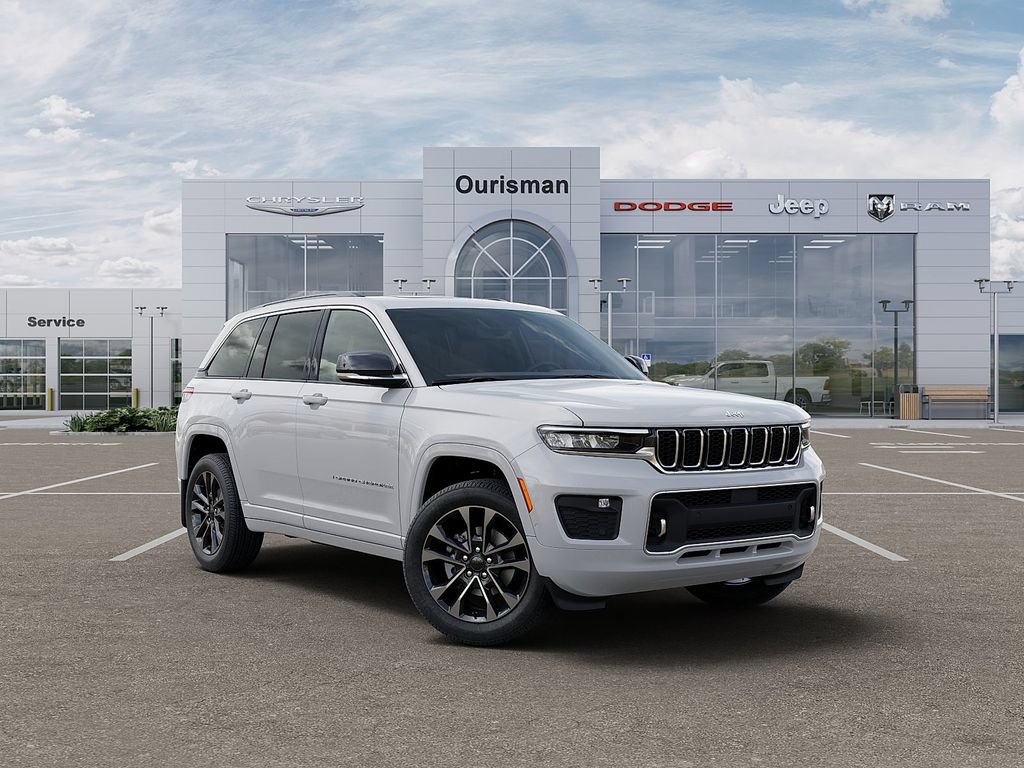 New 2025 Jeep Grand Cherokee Overland w/ Trailer Tow Package AWD/4WD image 5
