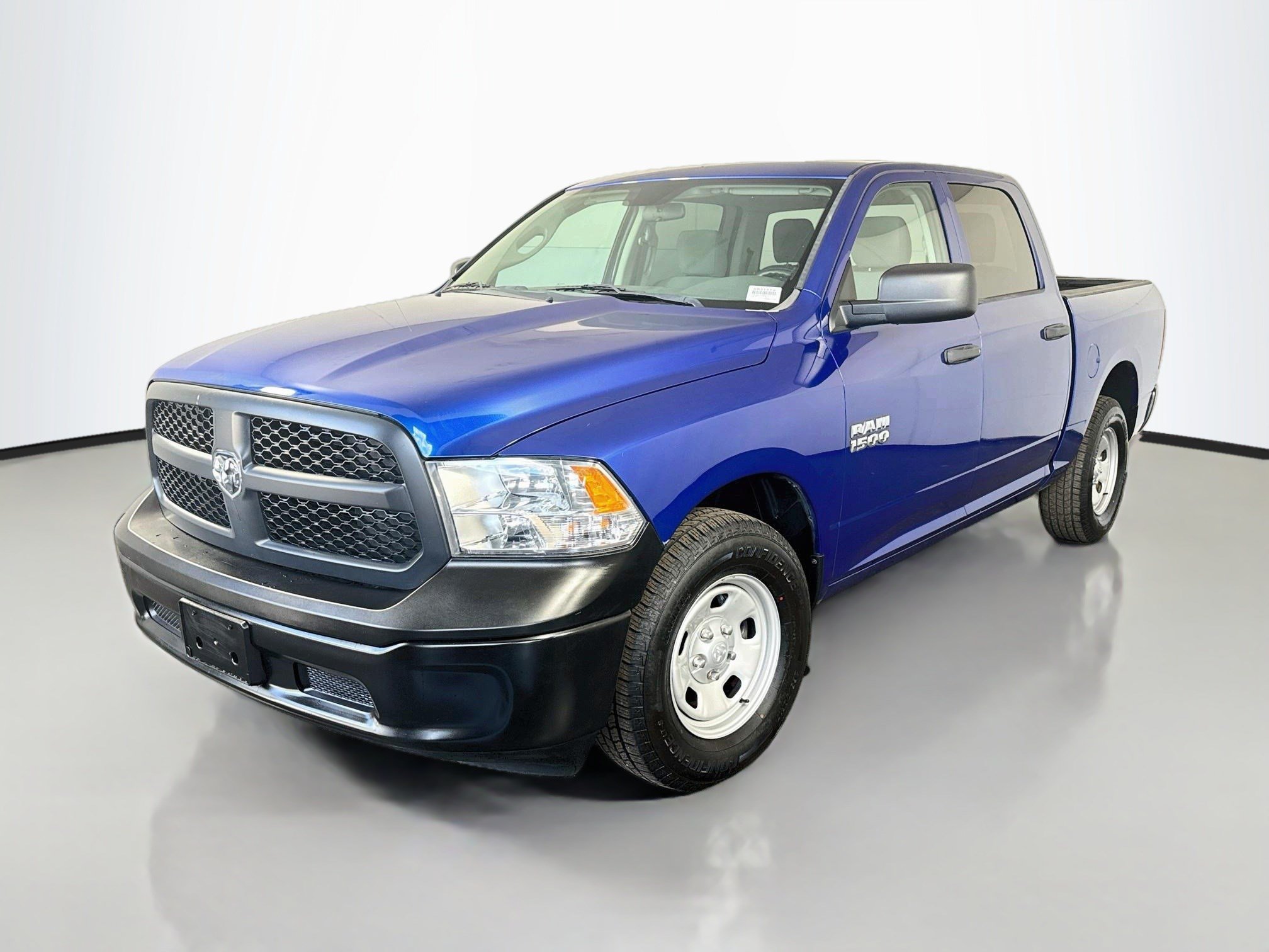 Used 2017 RAM 1500 Tradesman w/ Popular Equipment Group RWD image 4
