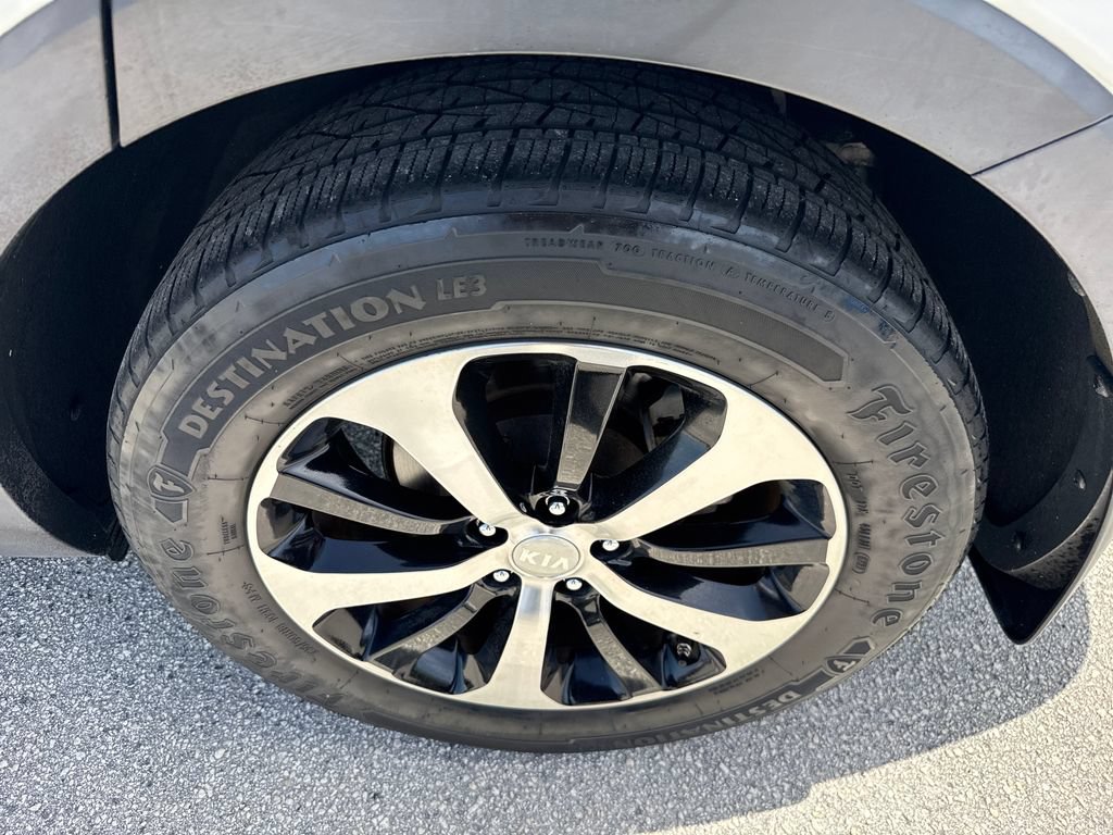 Used 2016 Kia Sorento EX FWD image 10
