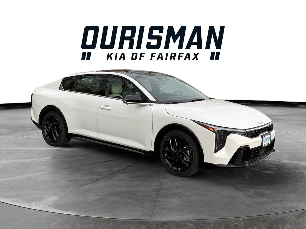 New 2025 Kia K4 GT-Line Turbo image 1