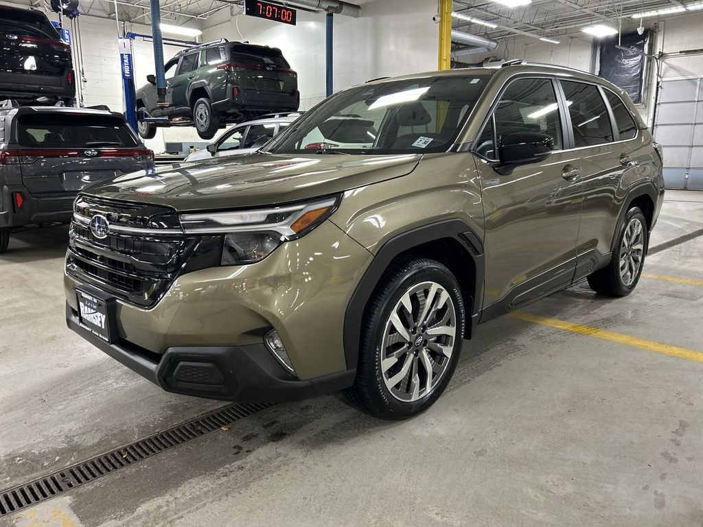 Certified 2025 Subaru Forester Touring w/ Protection Package (1PH) image 4