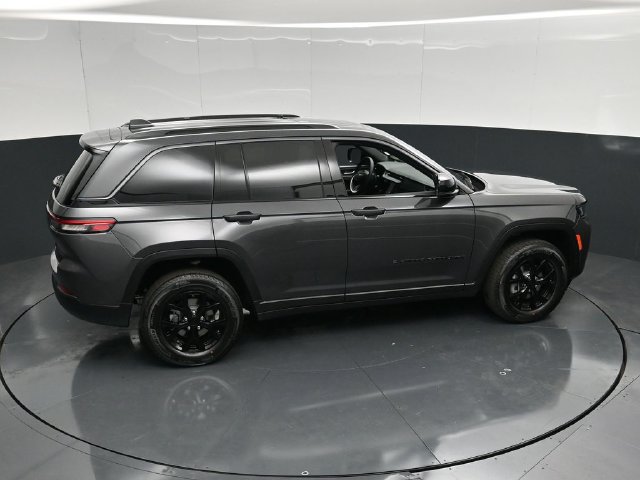 New 2026 Jeep Grand Cherokee Altitude AWD/4WD image 48