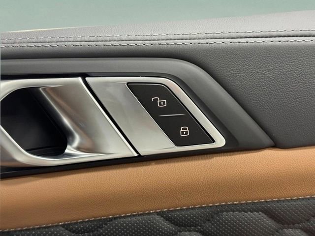 New 2026 BMW X5 M Competition w/ Executive Package AWD/4WD image 22