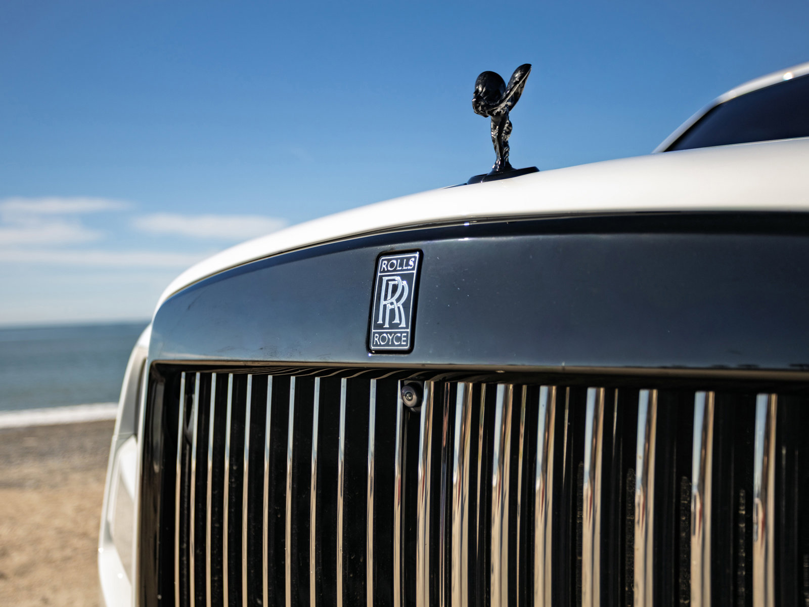 Used 2024 Rolls-Royce Cullinan Black Badge image 36