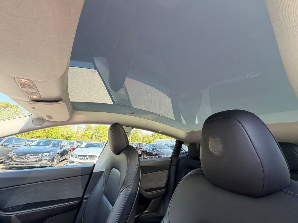 Used 2021 Tesla Model Y Long Range AWD/4WD image 13