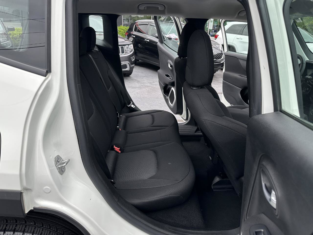 Used 2019 Jeep Renegade Sport AWD/4WD image 36