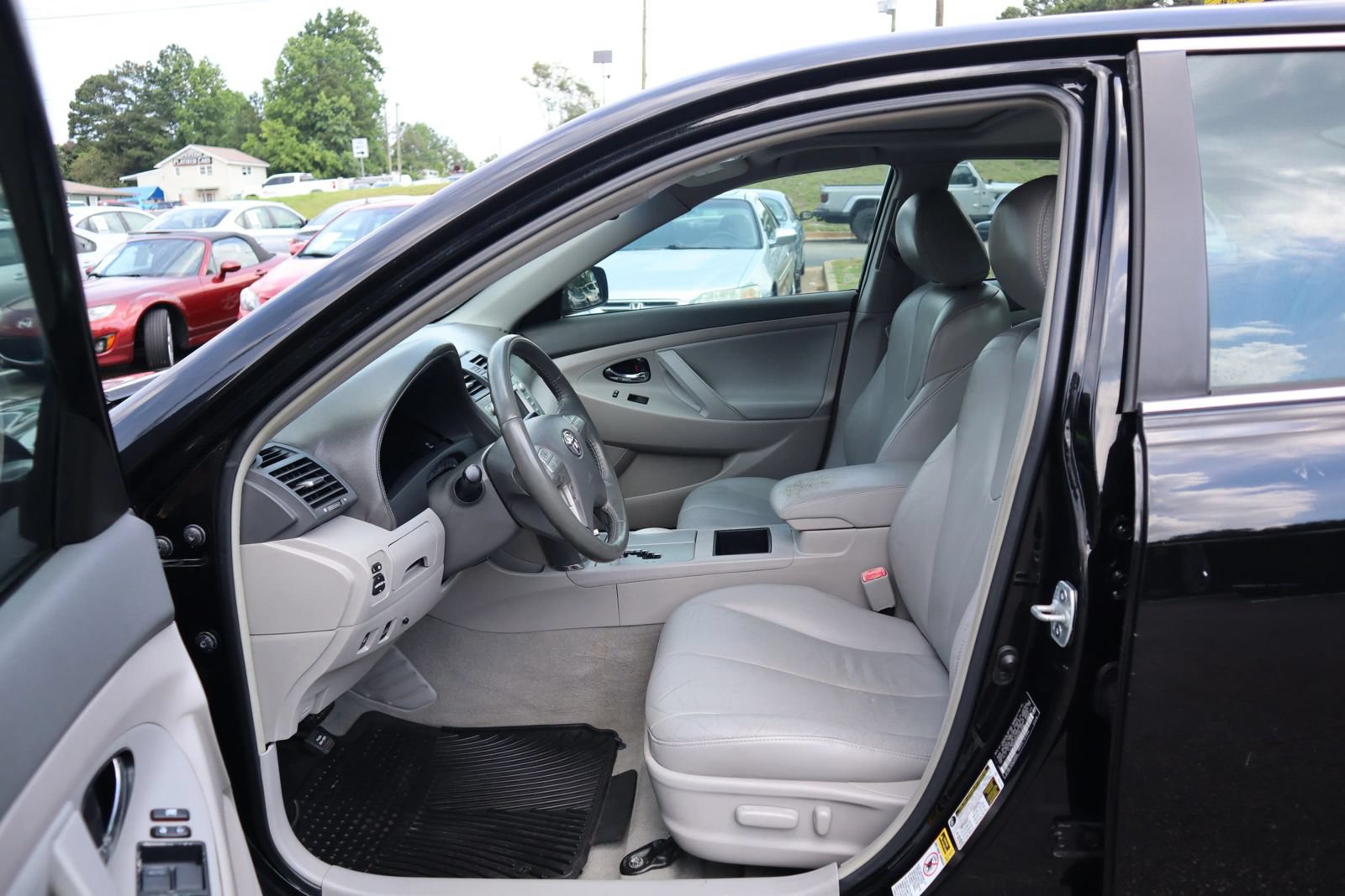 Used 2008 Toyota Camry Hybrid FWD image 9
