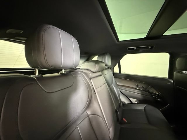 Used 2025 Land Rover Range Rover Sport SE AWD/4WD image 26