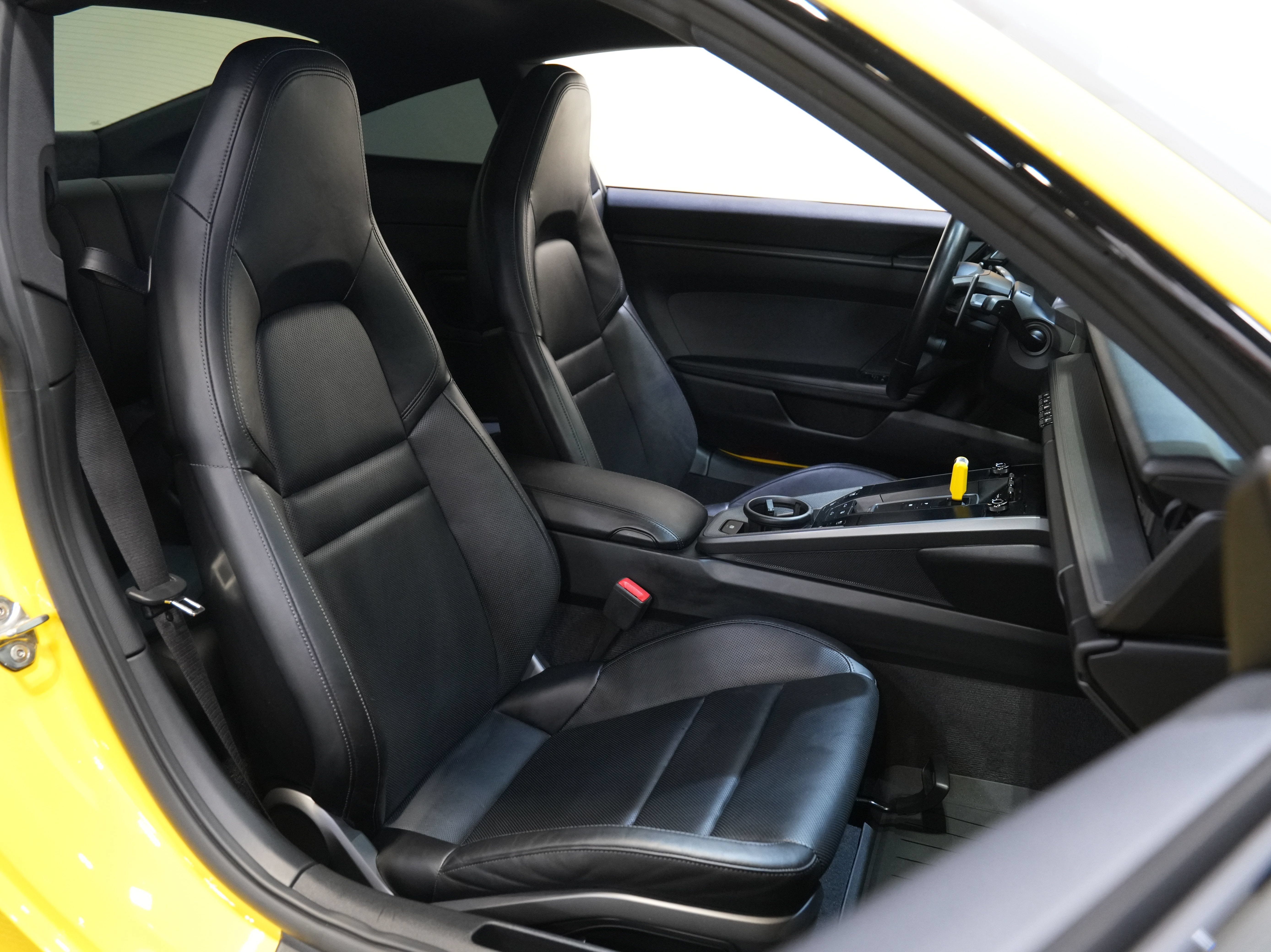 Used 2020 Porsche 911 Carrera 4S w/ Sport Package AWD/4WD image 28