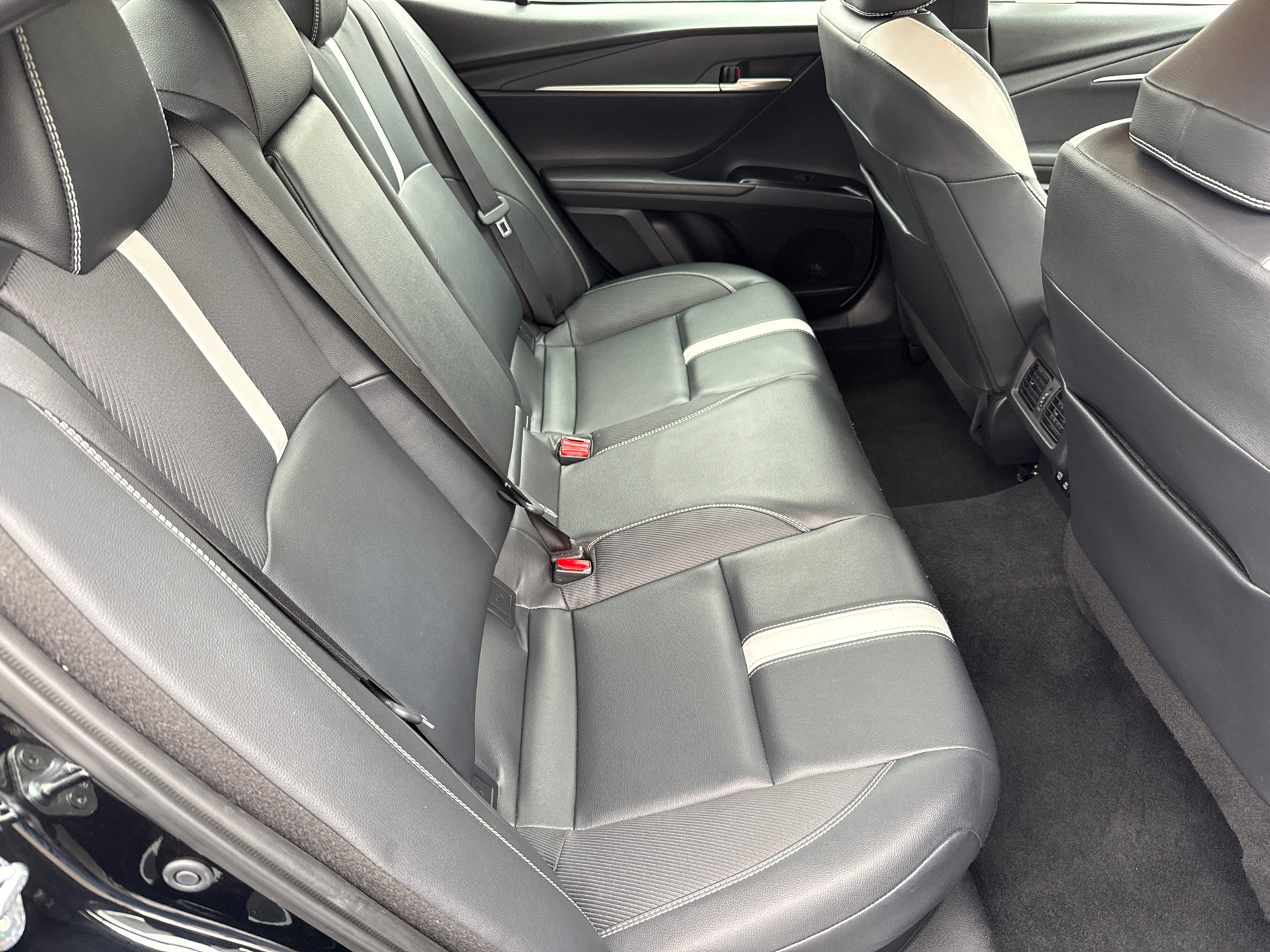 Certified 2025 Toyota Camry SE FWD image 16