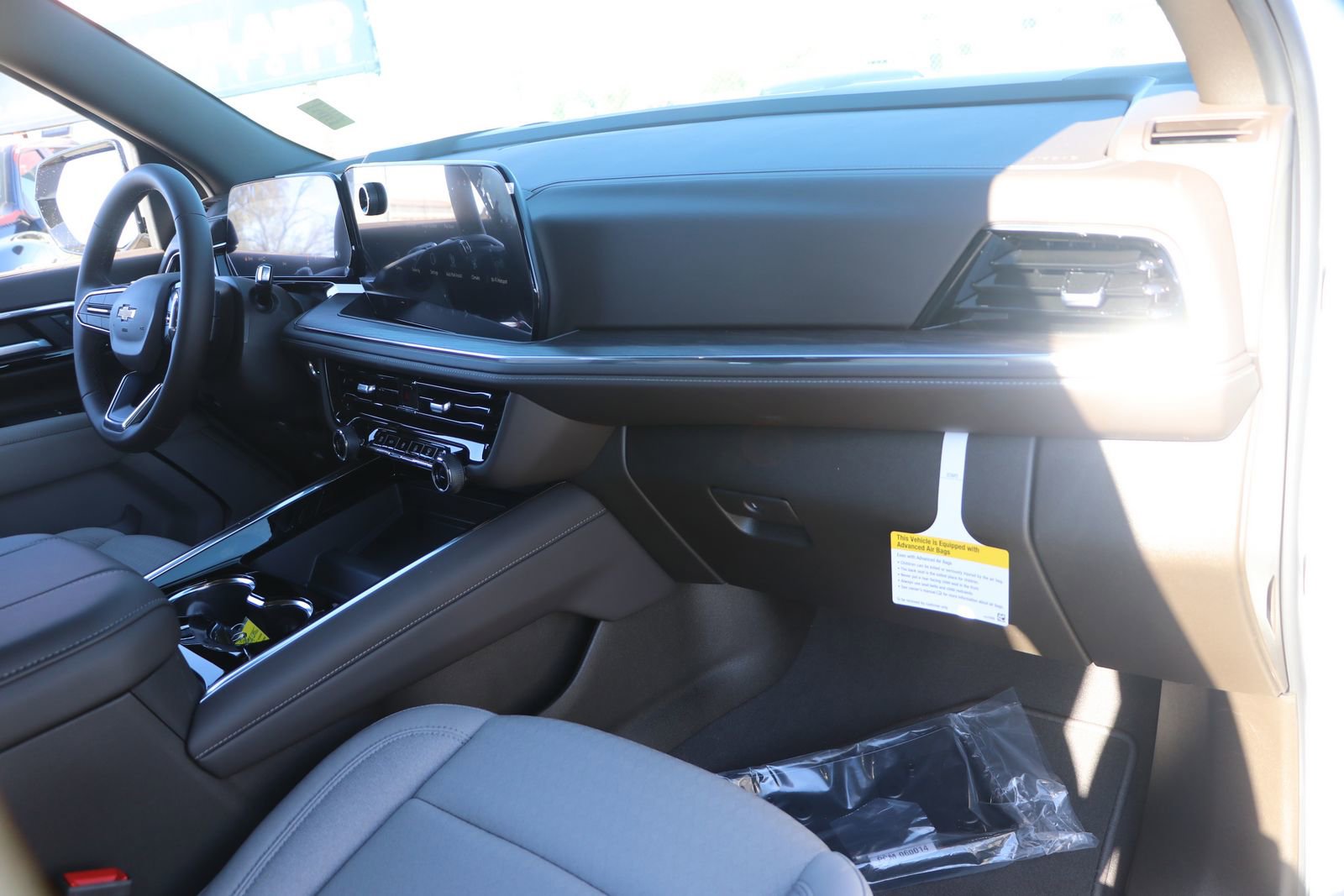 New 2026 Chevrolet Suburban LS image 34