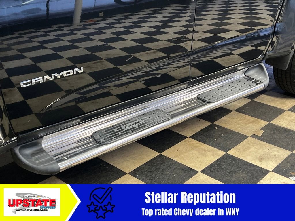 Used 2019 GMC Canyon SLE image 6