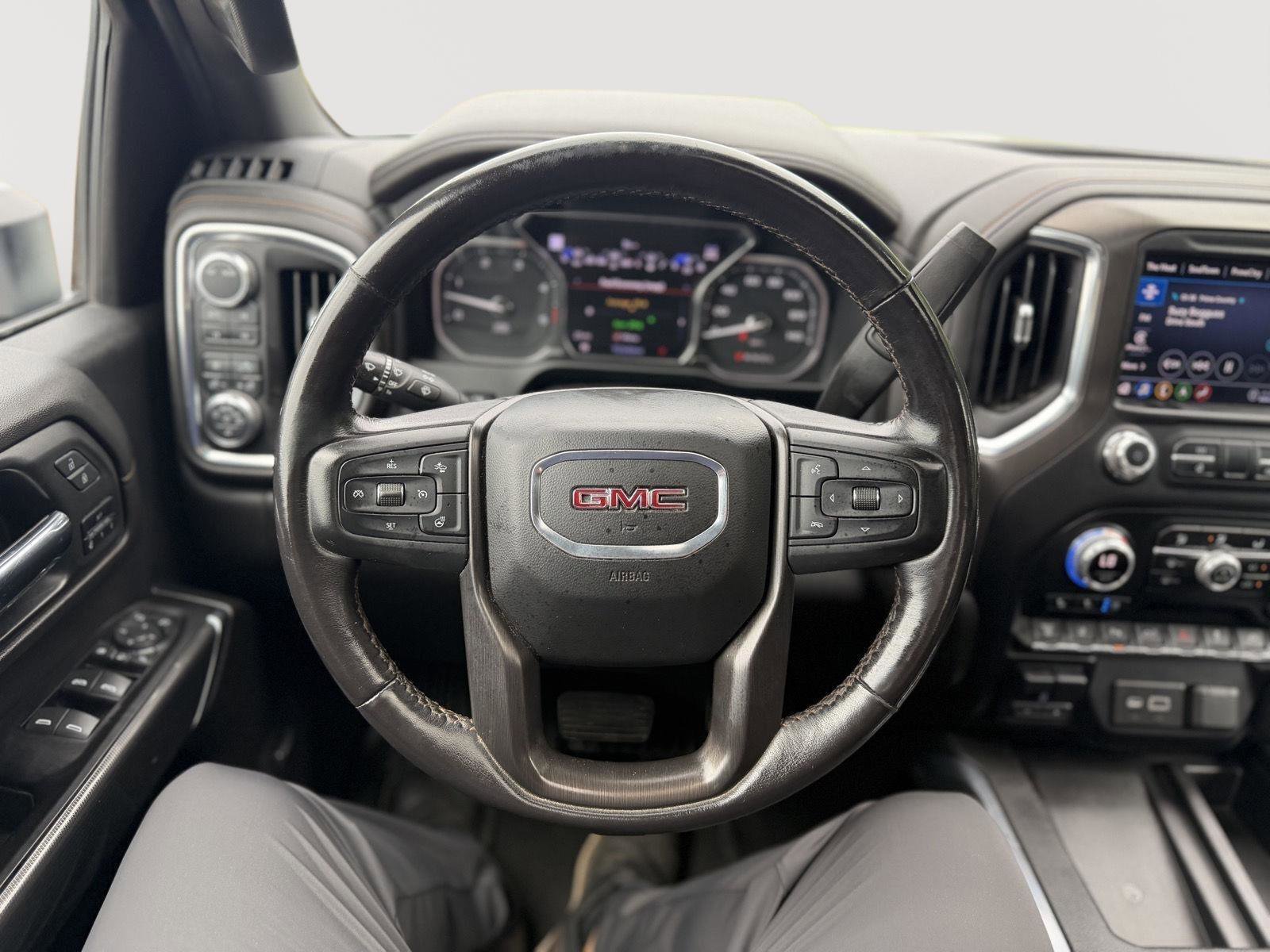 Used 2022 GMC Sierra 2500 AT4 w/ AT4 Premium Plus Package AWD/4WD image 13