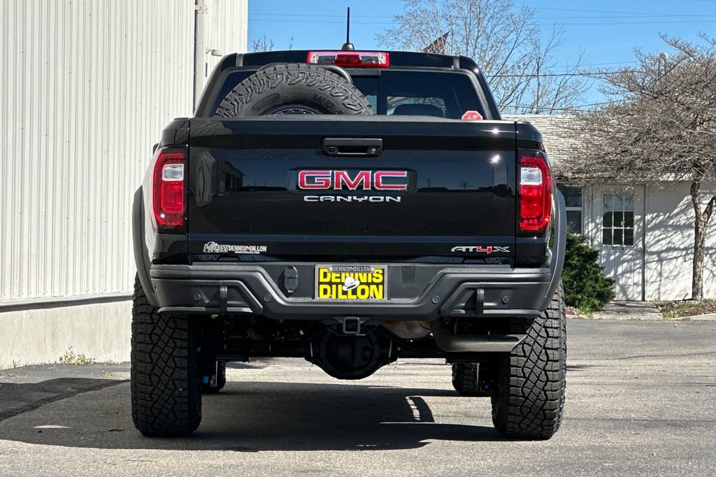 New 2026 GMC Canyon AT4X w/ AT4X AEV Edition AWD/4WD image 6