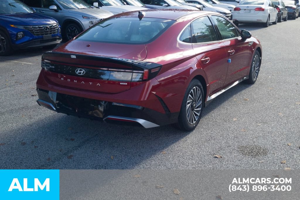 Certified 2025 Hyundai Sonata SEL FWD image 5