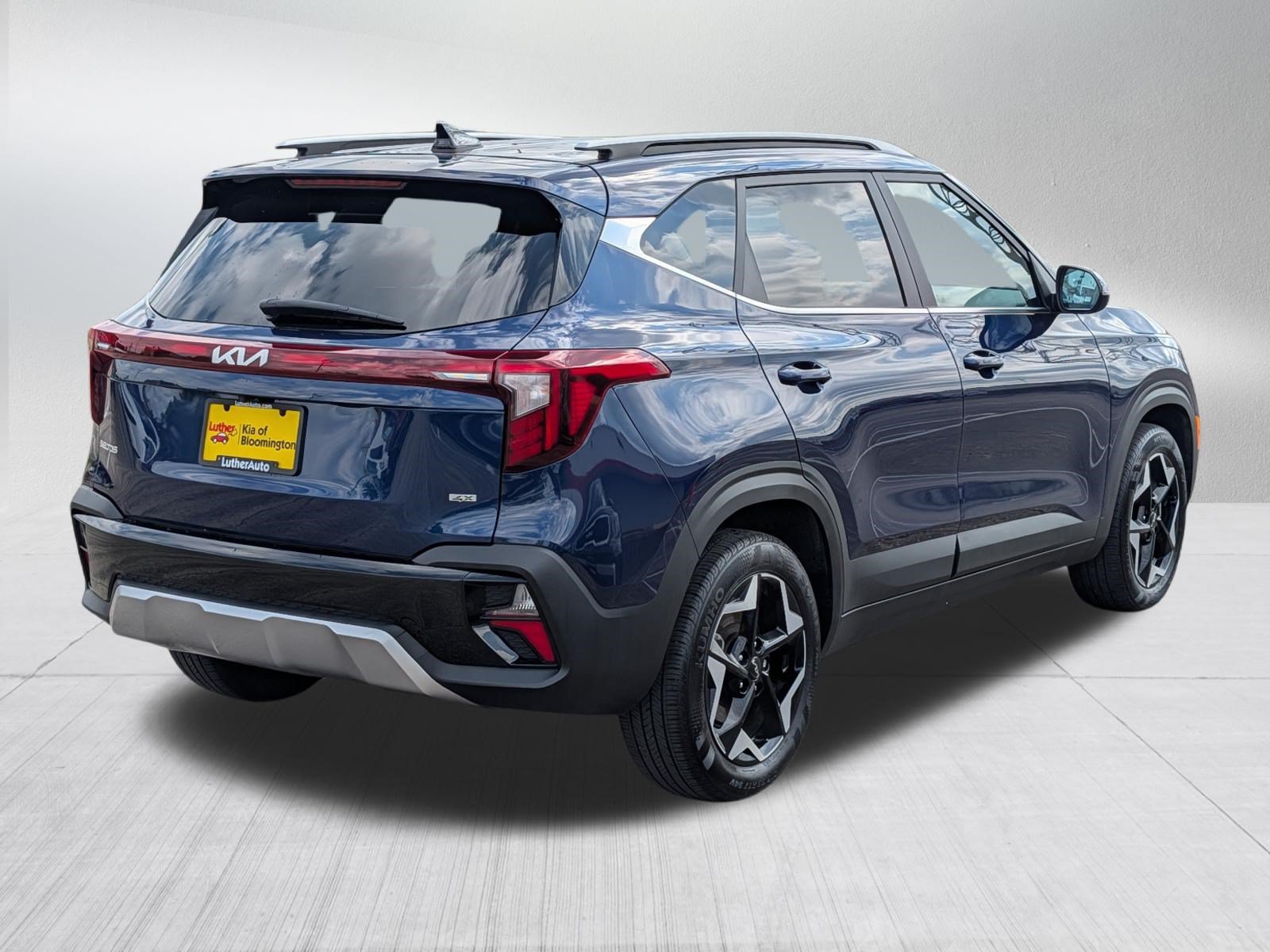Certified 2024 Kia Seltos EX AWD/4WD image 7