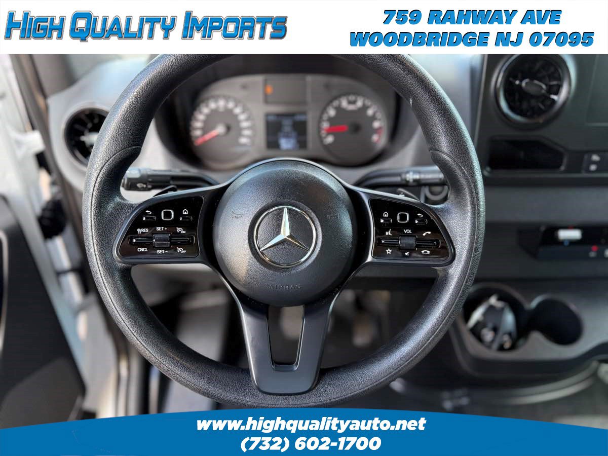 Used 2020 Mercedes-Benz Sprinter 1500 image 28