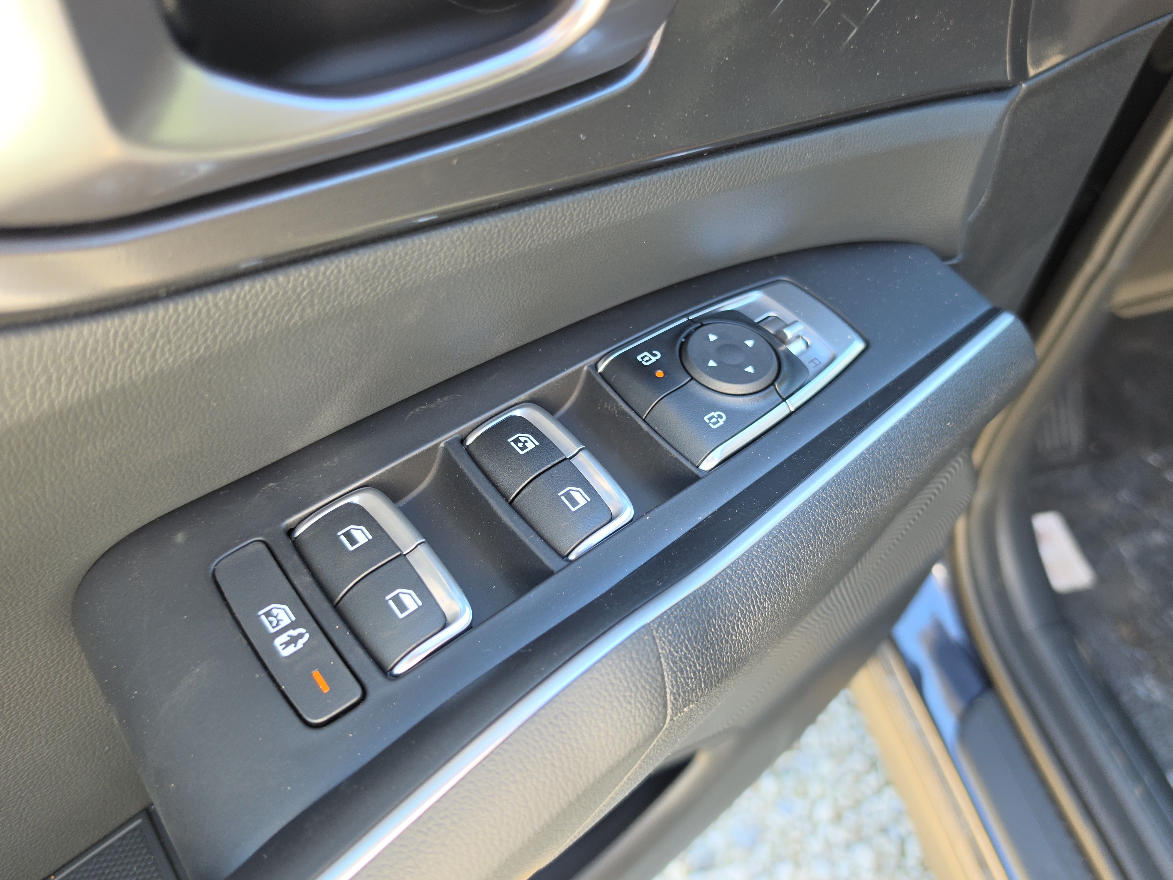 New 2026 Kia Sorento LX FWD image 19