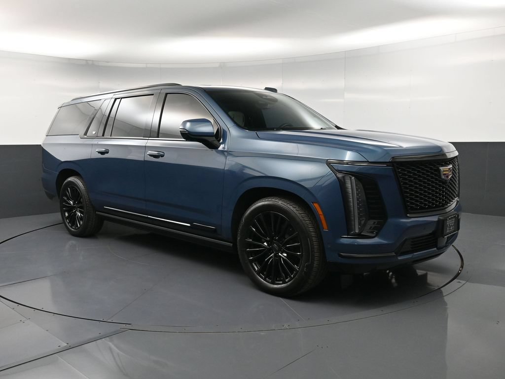 Used 2025 Cadillac Escalade ESV Sport Platinum AWD/4WD image 10
