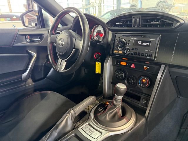 Used 2013 Scion FR-S RWD image 5