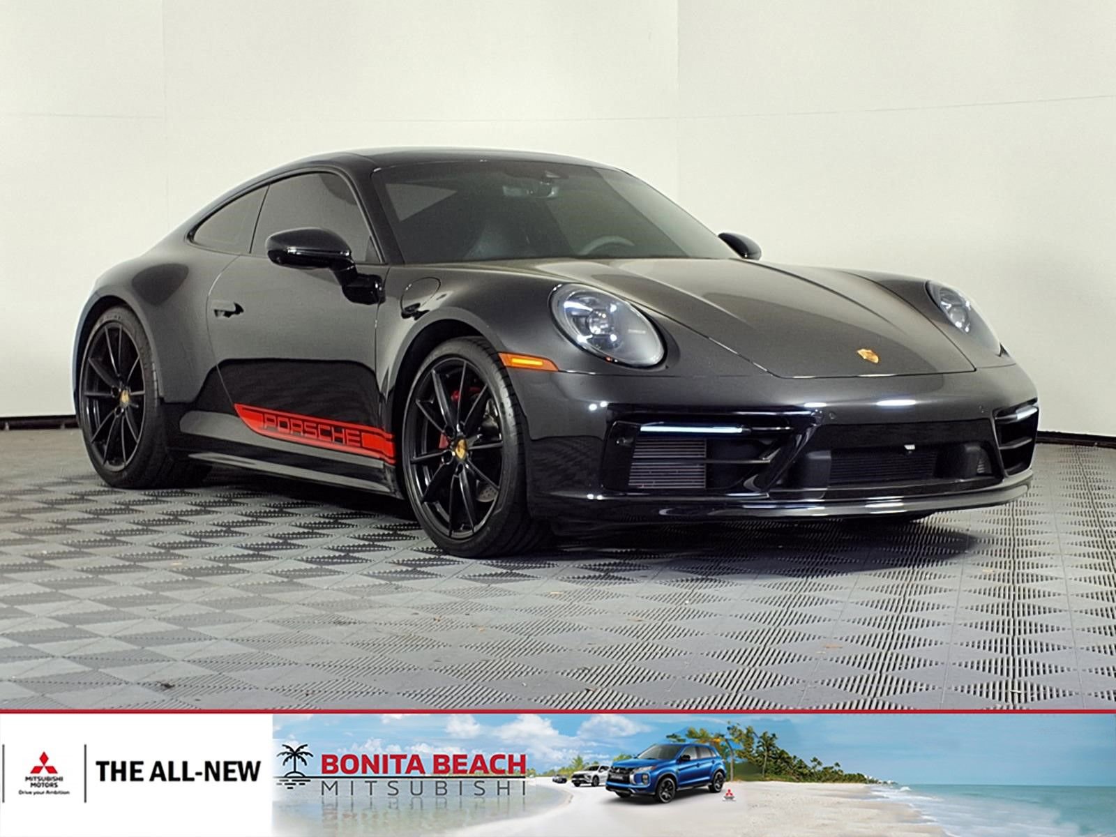Used 2023 Porsche 911 Carrera RWD image 1