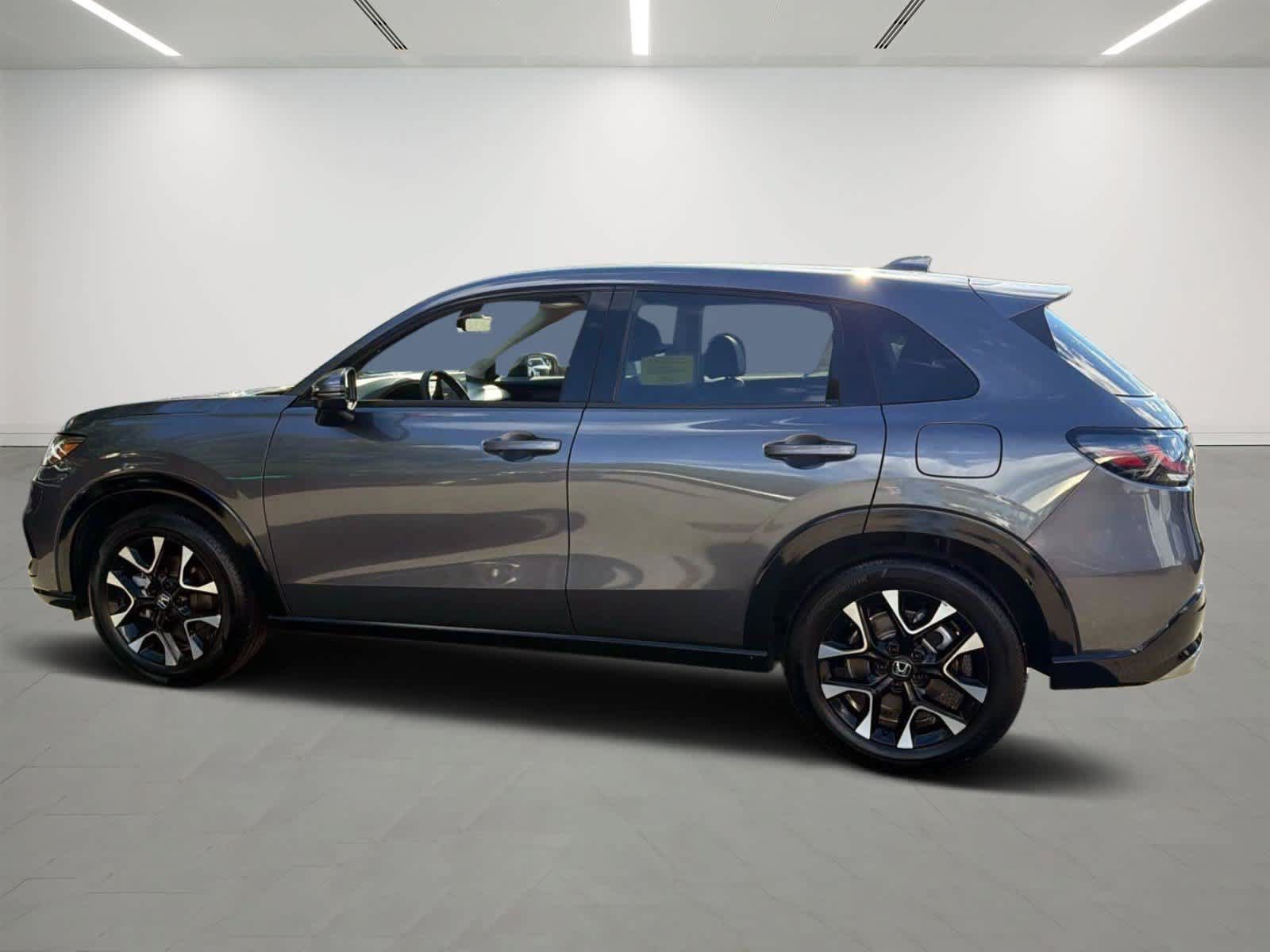 Used 2026 Honda HR-V EX-L image 2