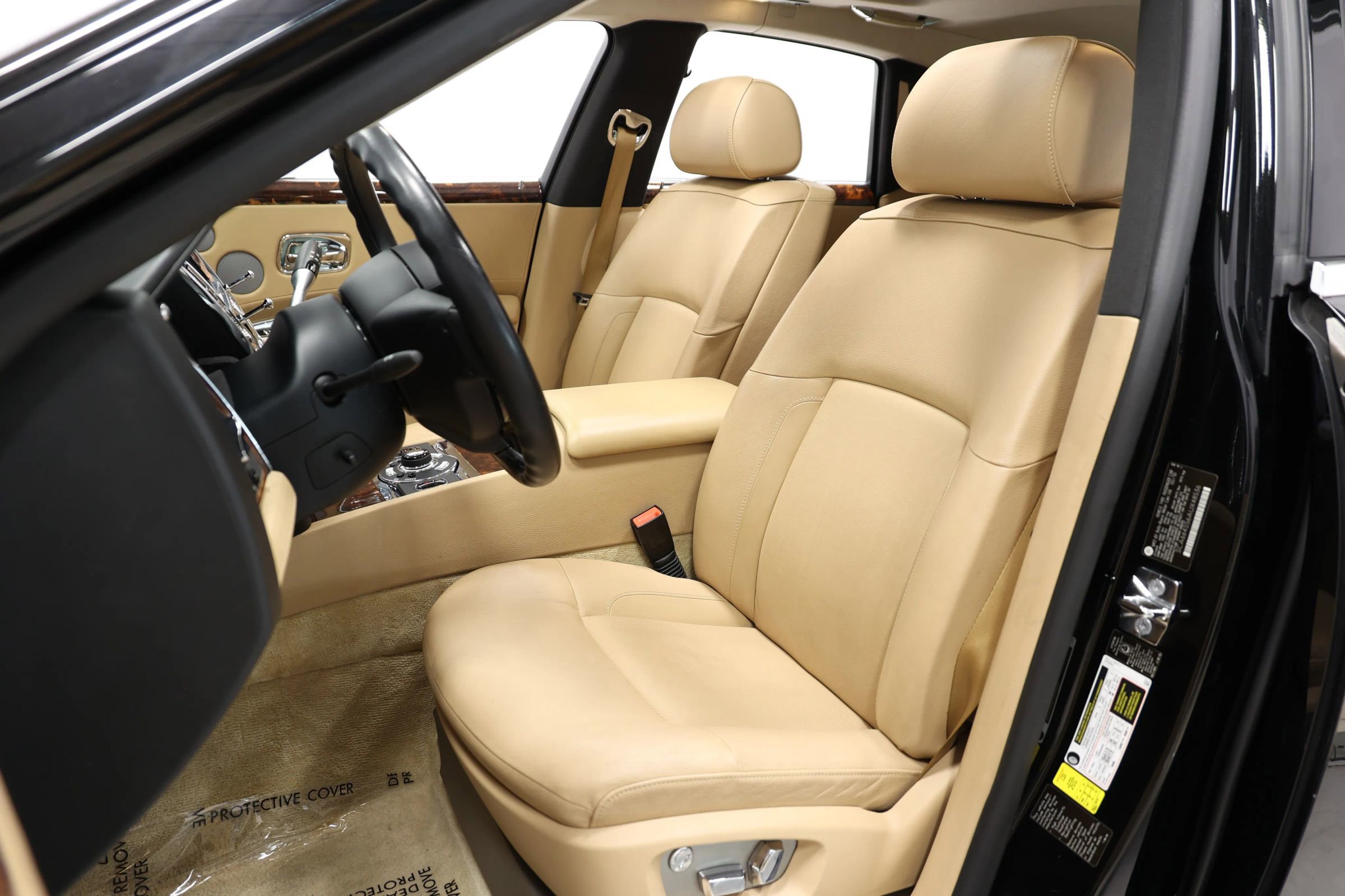 Used 2010 Rolls-Royce Ghost RWD image 16