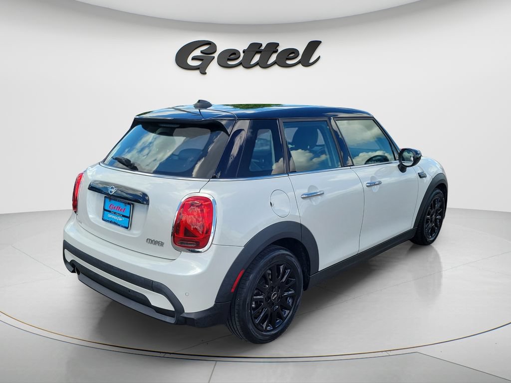 Used 2024 MINI Cooper 4-Door Hardtop FWD image 5