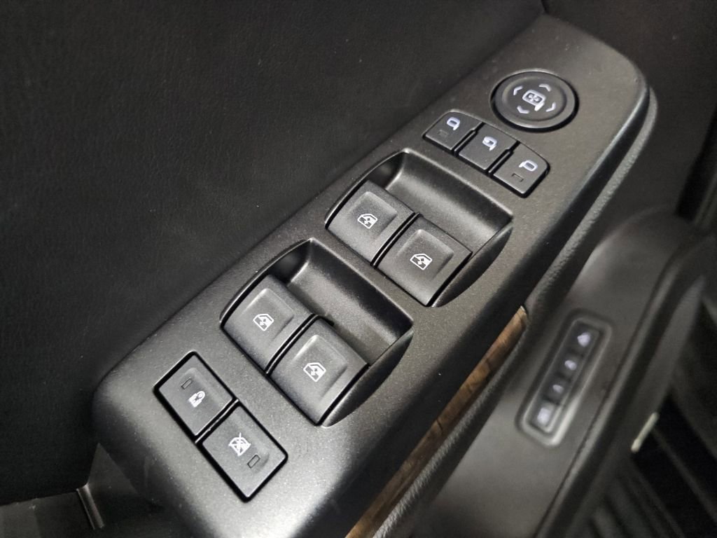 Used 2016 Chevrolet Tahoe LT w/ Luxury Package image 30