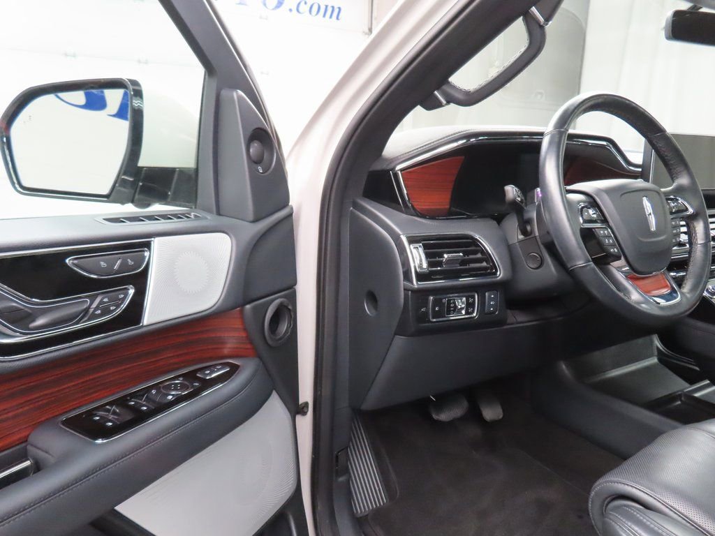 Used 2024 Lincoln Navigator Reserve w/ Equipment Group 201A image 60