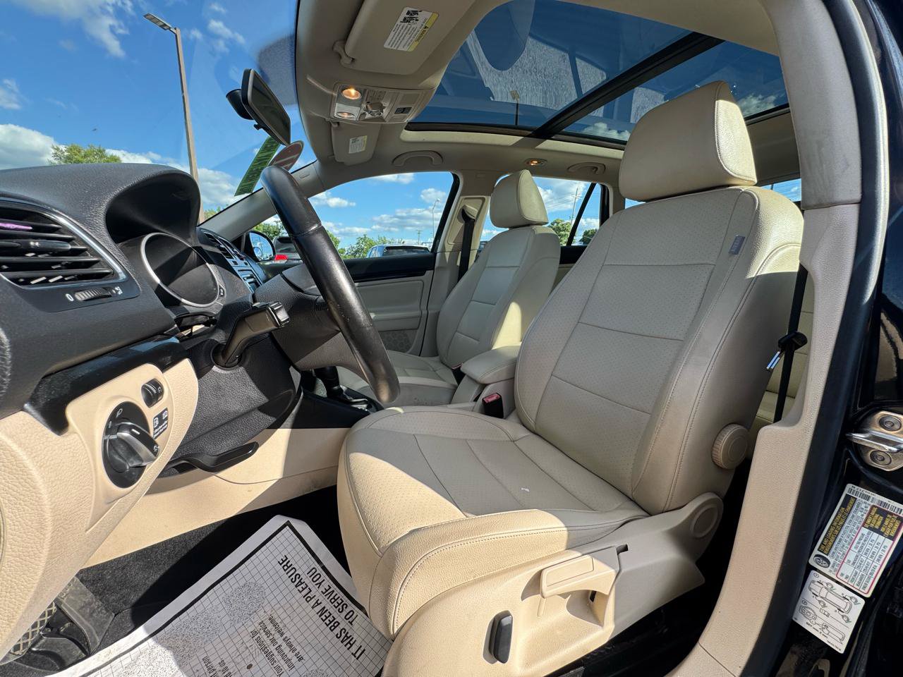 Used 2011 Volkswagen Jetta TDI FWD image 13