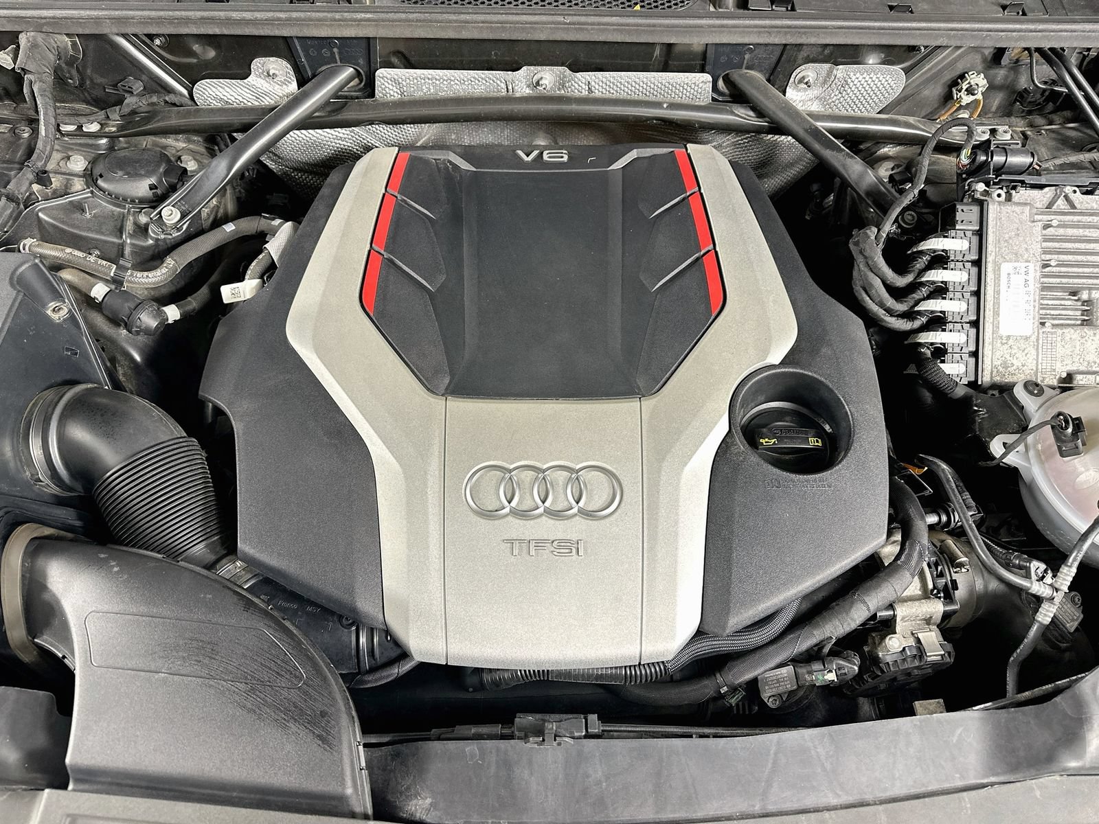 Used 2018 Audi SQ5 Prestige w/ Prestige Package AWD/4WD image 13