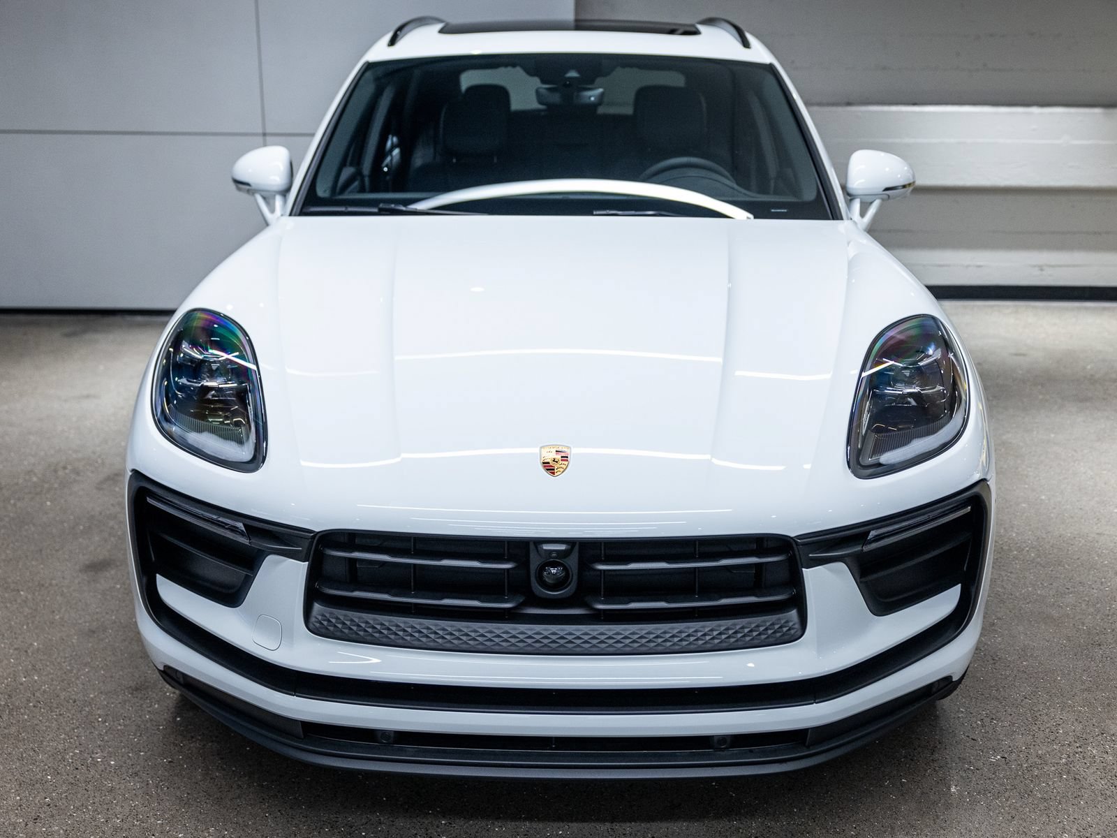Certified 2026 Porsche Macan AWD/4WD image 12