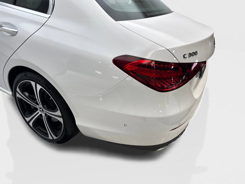 Used 2025 Mercedes-Benz C 300 Sedan image 17