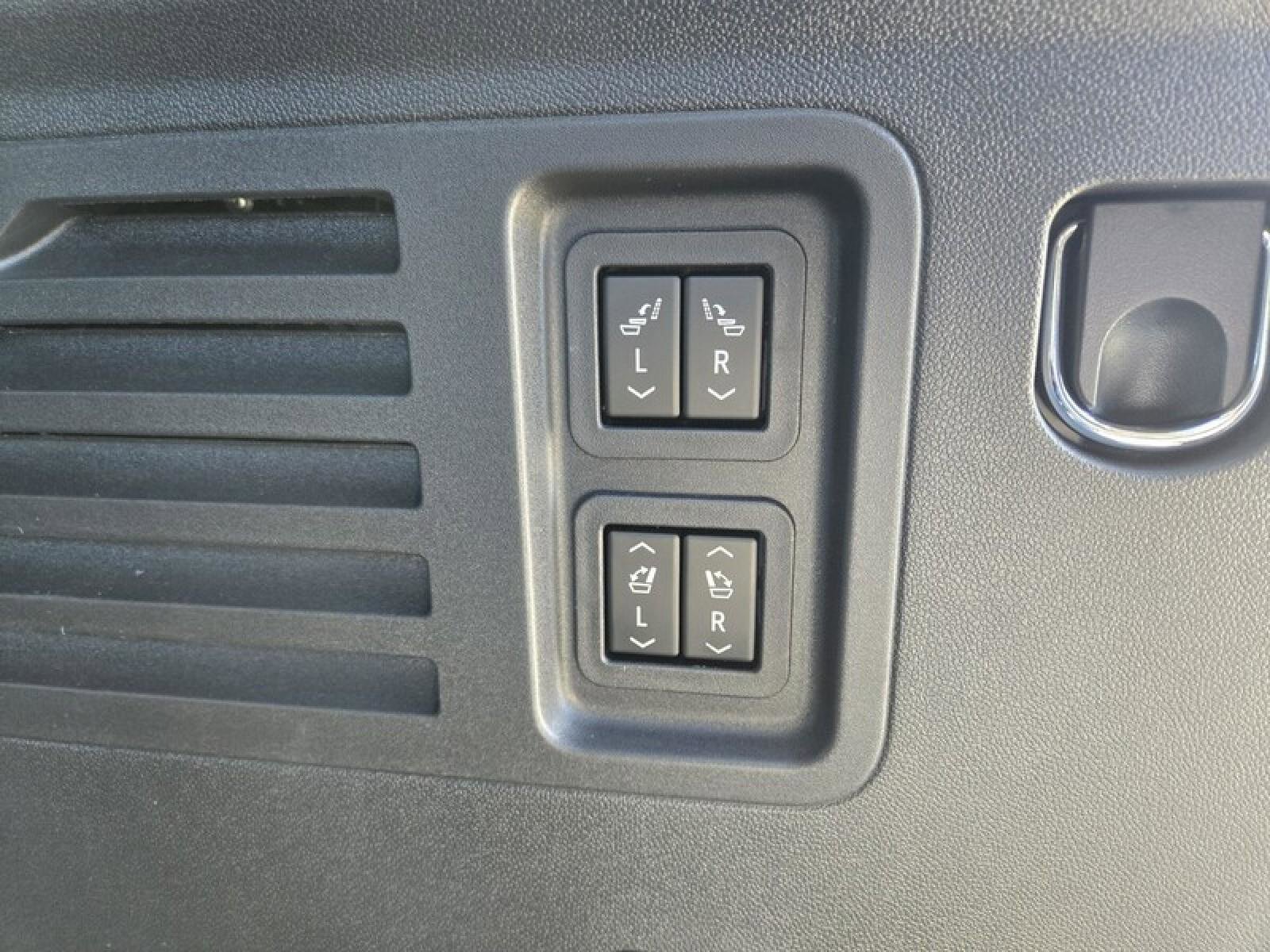 New 2026 GMC Acadia Denali Ultimate image 8