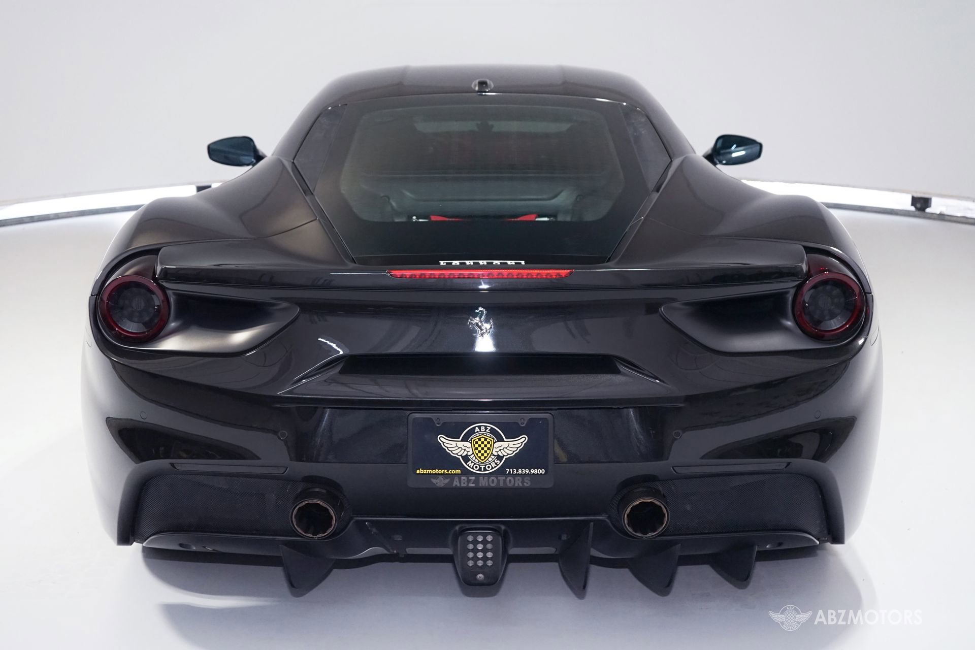 Used 2017 Ferrari 488 GTB image 7