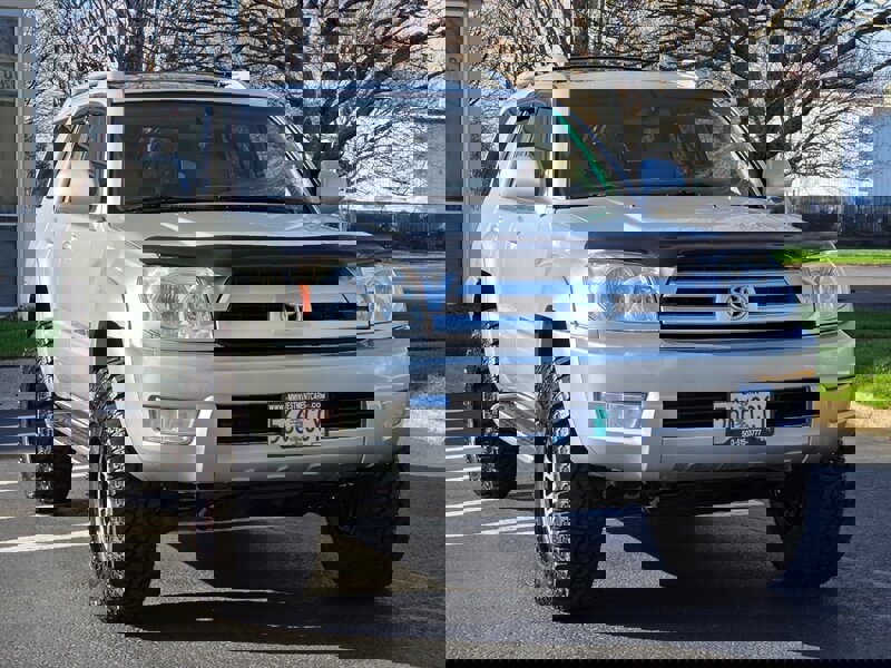 Used 2003 Toyota 4Runner Limited AWD/4WD image 2