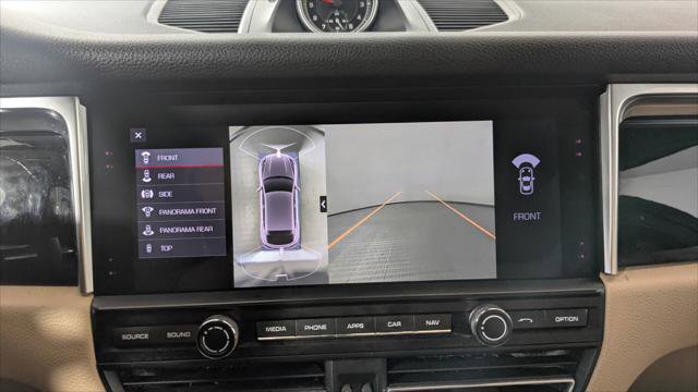 Used 2021 Porsche Macan w/ Premium Package Plus AWD/4WD image 31