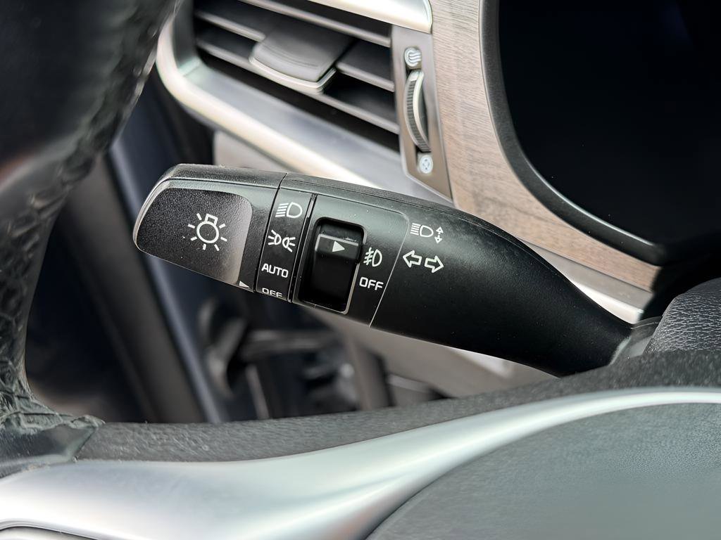 Used 2020 Kia Telluride SX w/ SX Prestige Package image 41