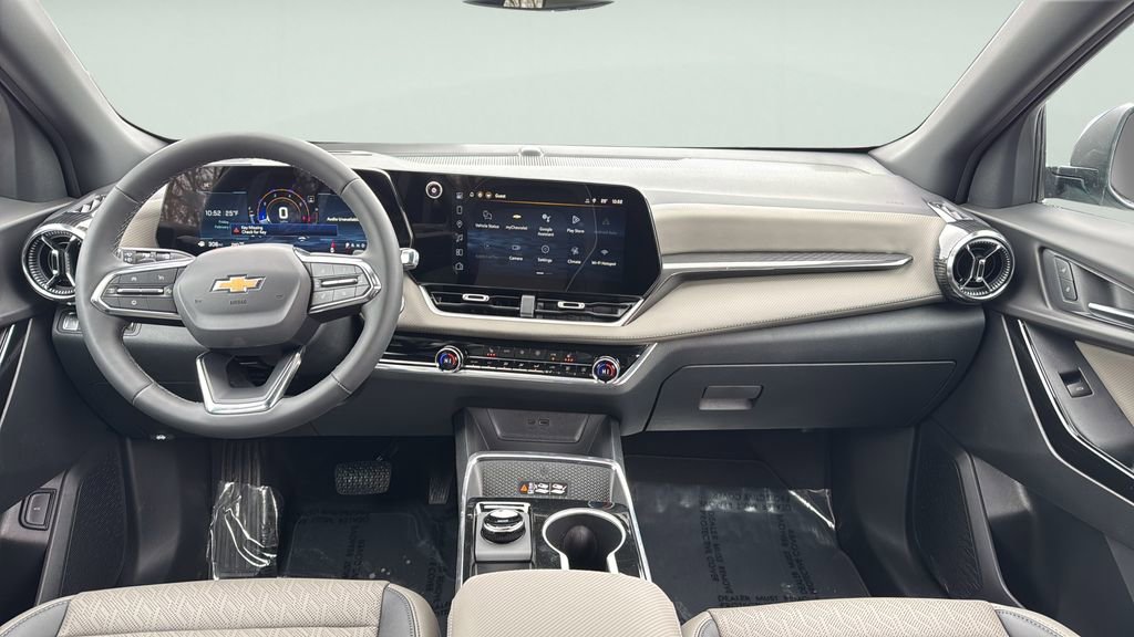 New 2026 Chevrolet Equinox LT w/ Convenience Package II image 13