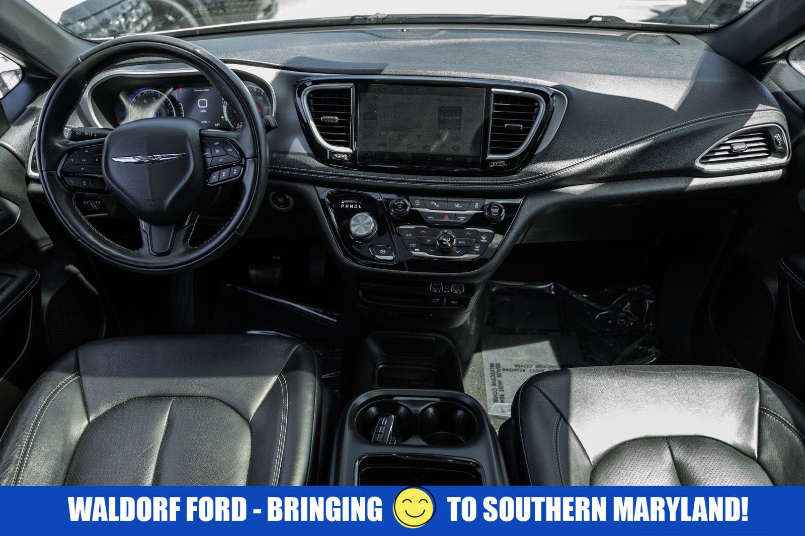 Used 2022 Chrysler Pacifica Touring-L w/ S Appearance Package AWD/4WD image 38