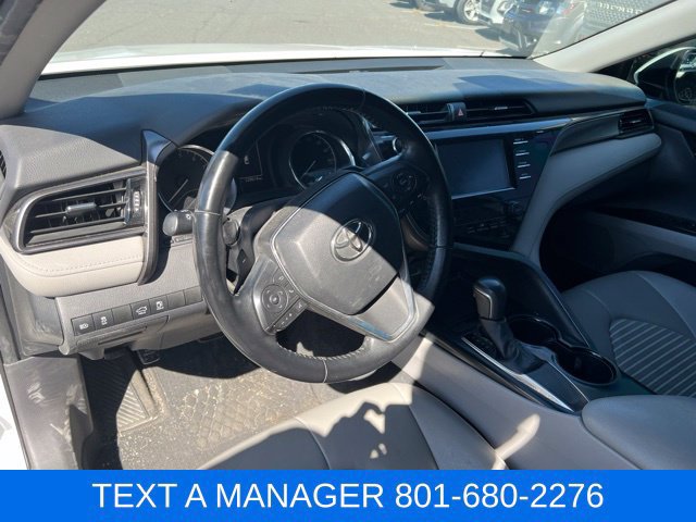 Used 2019 Toyota Camry SE FWD image 16
