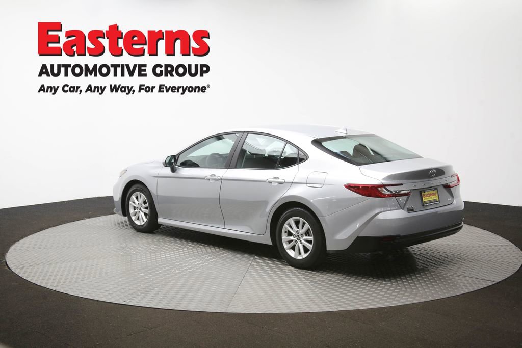 Used 2025 Toyota Camry LE image 64