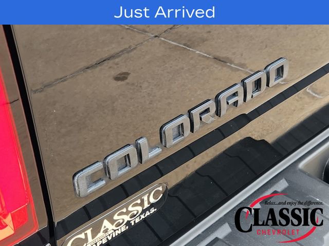 Used 2018 Chevrolet Colorado W/T w/ WT Convenience Package RWD image 10