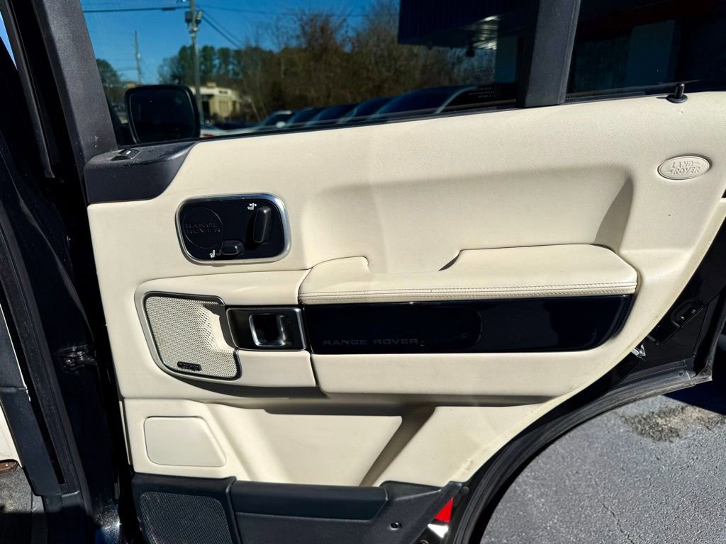 Used 2012 Land Rover Range Rover Supercharged image 22