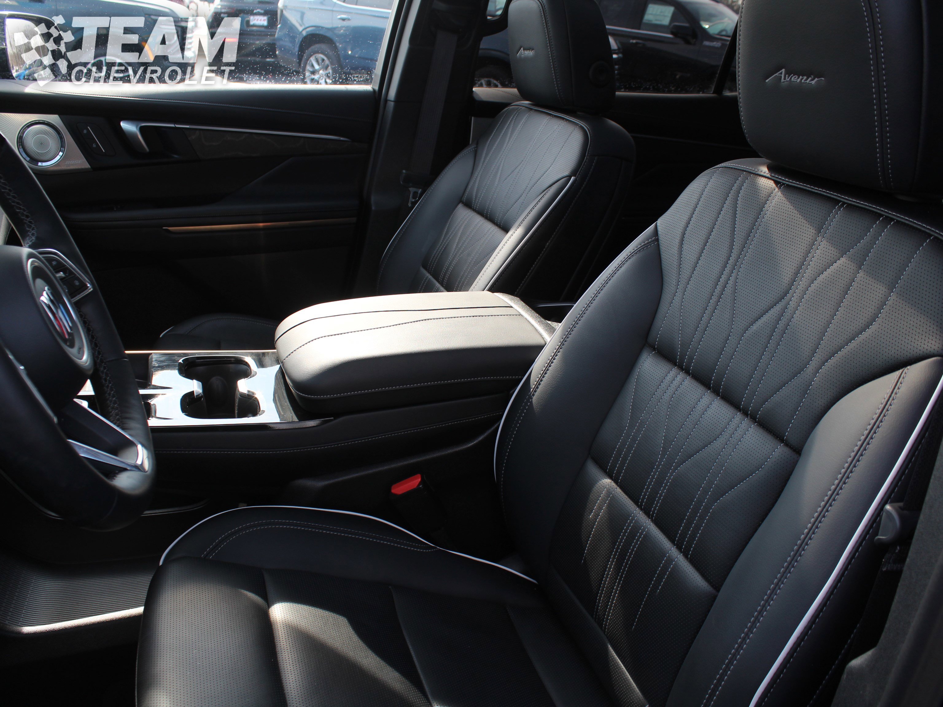 Certified 2025 Buick Enclave Avenir w/ Super Cruise Package image 12