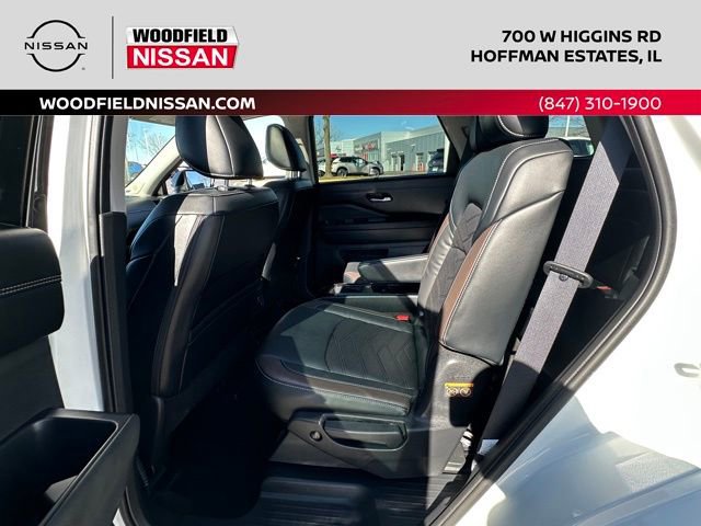 Certified 2023 Nissan Pathfinder Platinum image 32